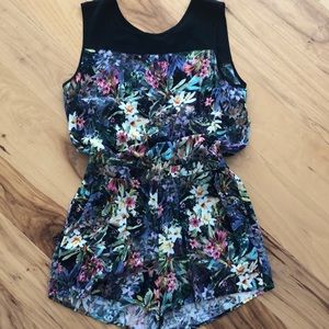 Brave Heart Romper size L